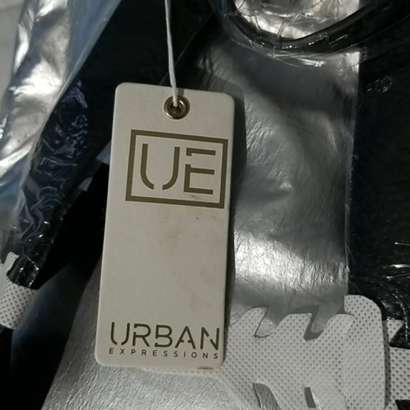 Urban Expressions Braxton Silver Backpack NWT - Picture 4 of 5